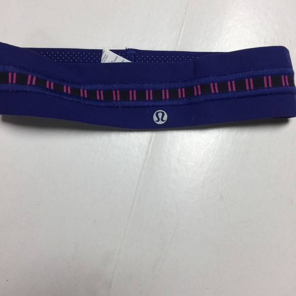lululemon athletica Accessories - LULULEMON HEADBAND